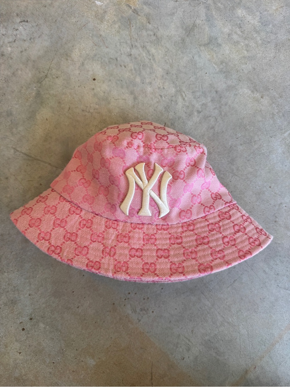 Gucci Pink GG Monogram Bucket Hat with White Yankees Logo